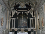  Comin, Isabella
, Interno: altare ed abside
