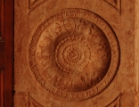  Comin, Isabella, Cortile interno, dettaglio del portale marmoreo