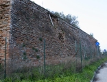  Comin, Isabella, Mura sul lato est: dettaglio del bastione