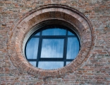  Comin, Isabella, Dettaglio dell'oculo in facciata